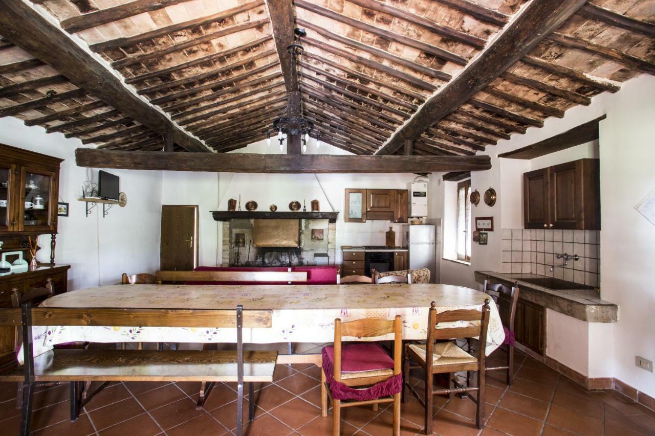 Agriturismo Oria Bianca Villa San Quirico dʼOrcia Buitenkant foto